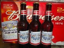 百威啤酒国产测评视频播放,口感与品质的深度解析