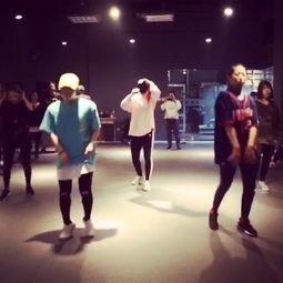 西西人体视频国产馆