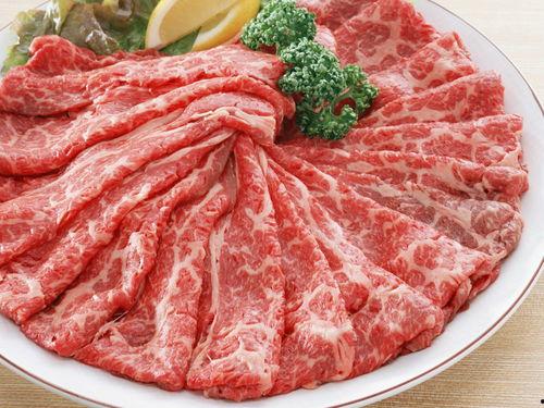 猫吃国产生牛肉好吗视频,猫咪美食新选择，品质与营养的双重保障